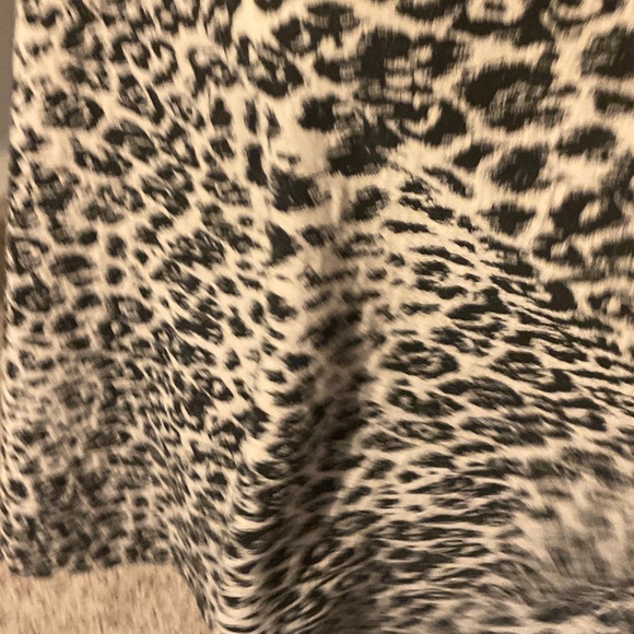 Chico's Leopard Print Top - Black and Tan - Picture 4 of 8